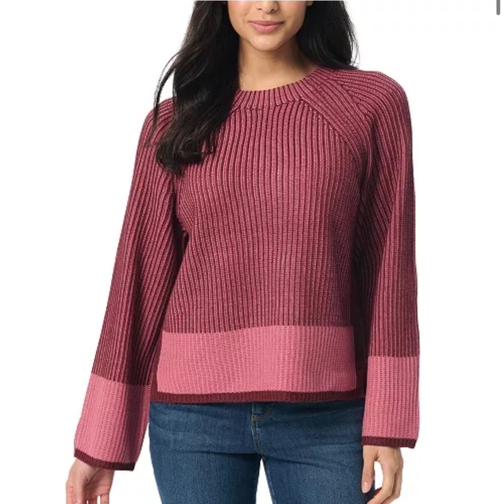 Gloria Vanderbilt
Women's Round Neck Sweater